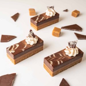 Billionaires Shortbread Slice Indv 521MNT